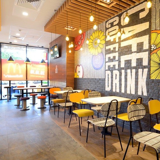 MCDONALDS TÂN SƠN NHẤT
